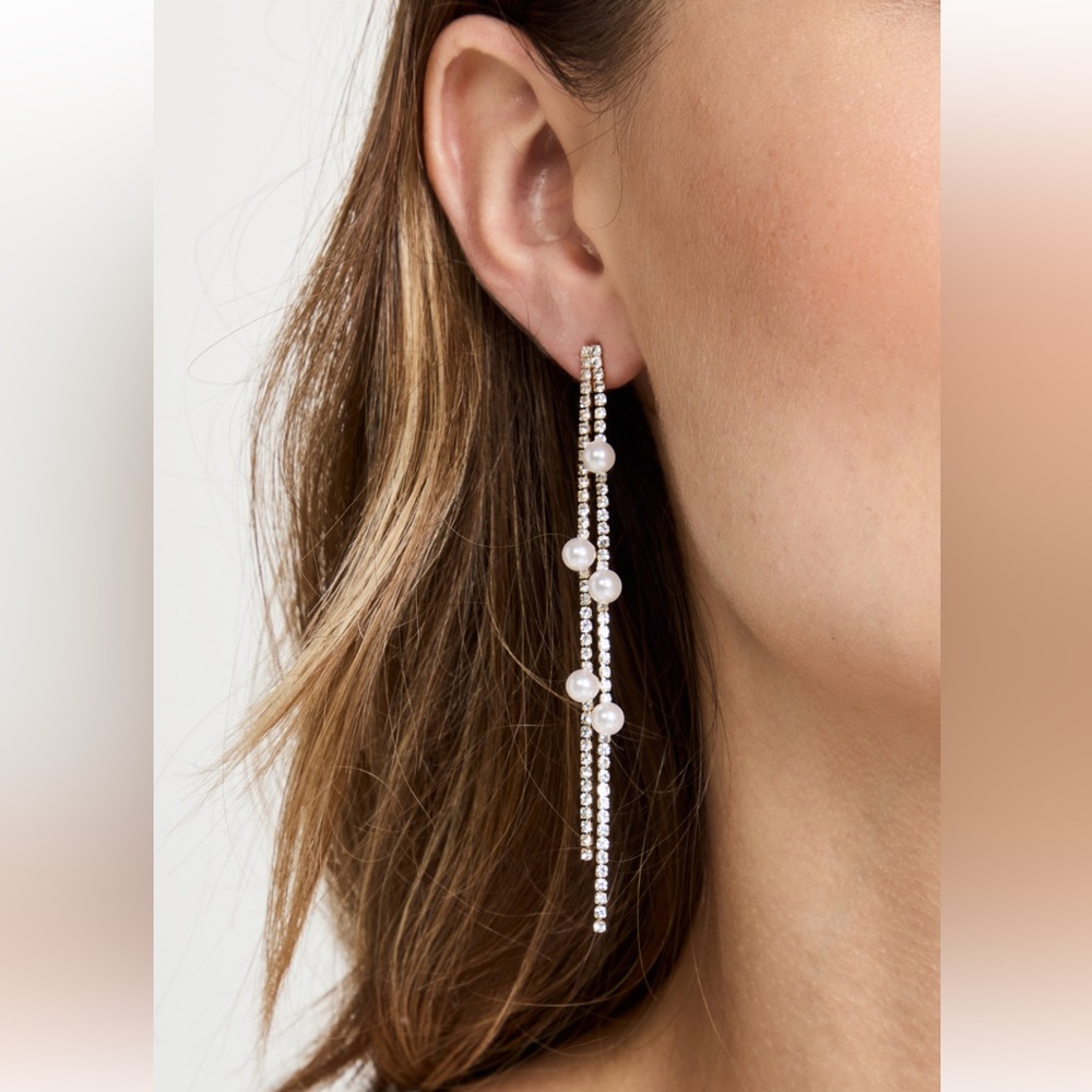 Shashi Particulire Earrings
